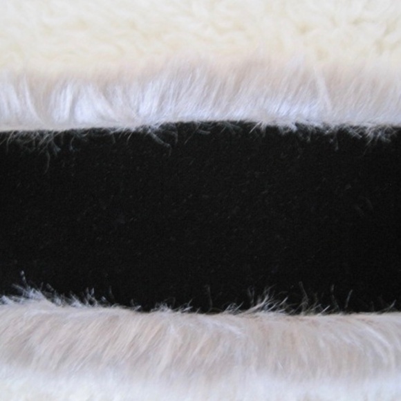 Danier Faux Fur Headband - Picture 6 of 10